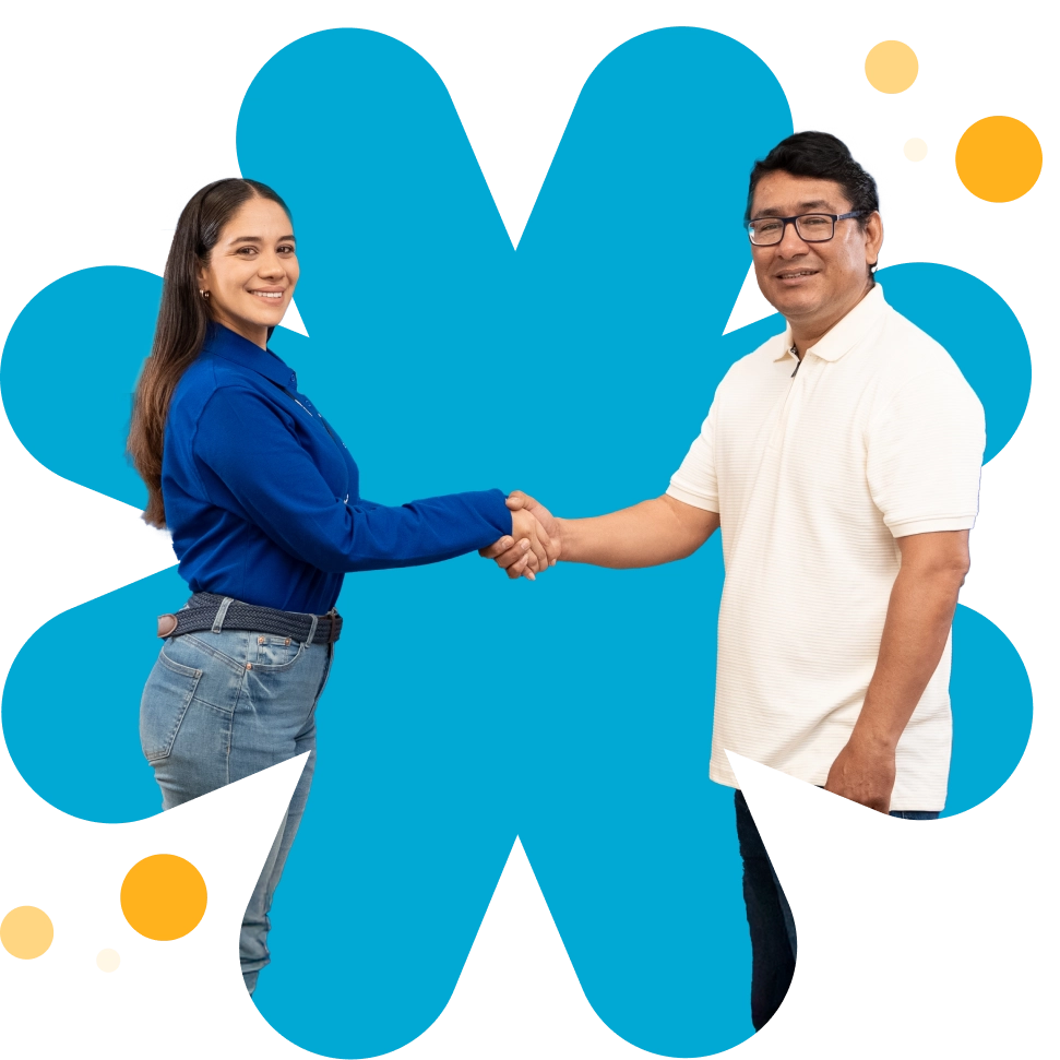 Mujer y hombre dándose la mano