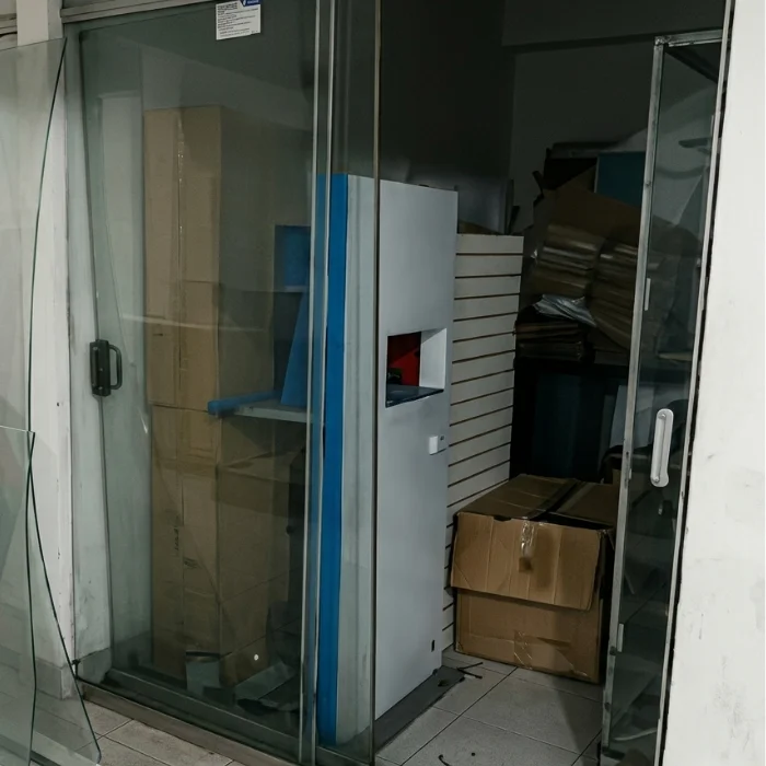 Tienda I-208 del C.C. Oro Azul